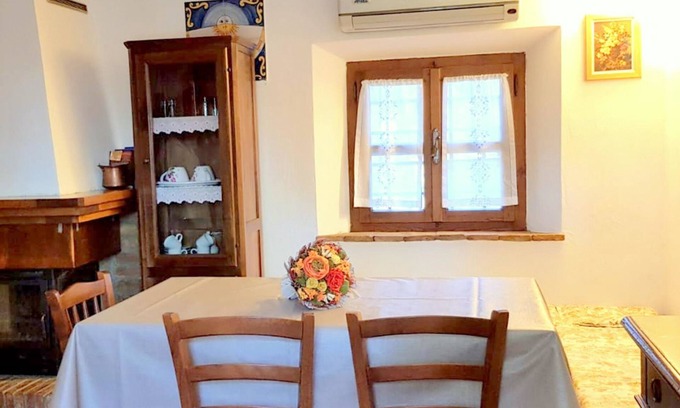Chiusdino House | Montana Escape, Tuscan Stay