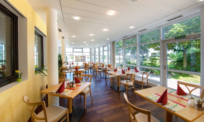 Oberasbach Hotel | Montana Hotel Nürnberg-West