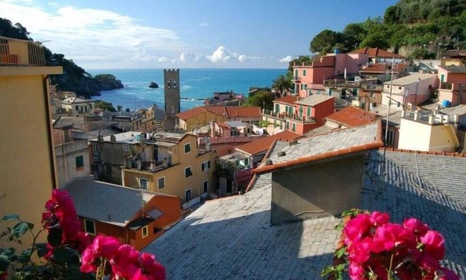 Borgo Antico Apartment | Monterosso Al Mare: apartment in the historic center a stone's throw from the sea