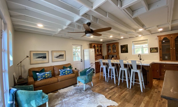 West Ashley House | Monthly Rental Well Appointed Cottage in the Heart of WA near DT Chs & Beaches.