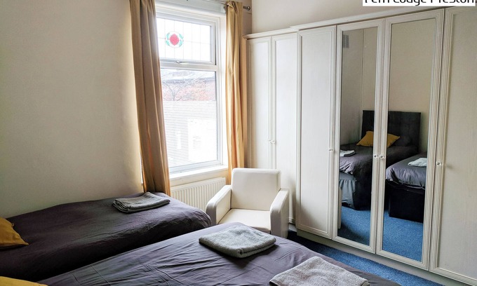 Preston House | ✪MONTHLY STAY ✪Relocation or Business ✪8 Guests
