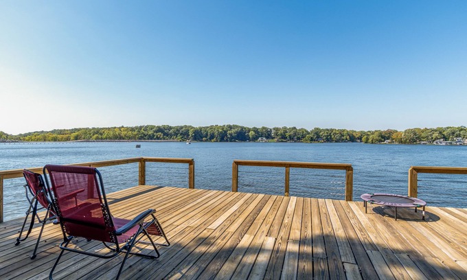 Monticello House | Monticello Vacation Rental w/Private Boat Dock!