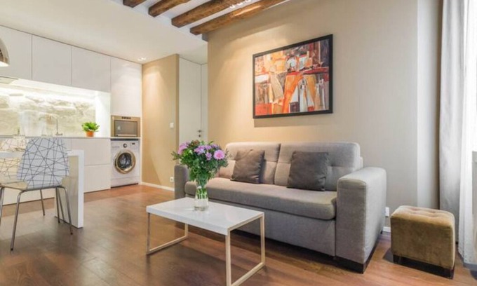 Quartier du Mail Apartment | MONTORGUEIL CHARMING APARTMENT