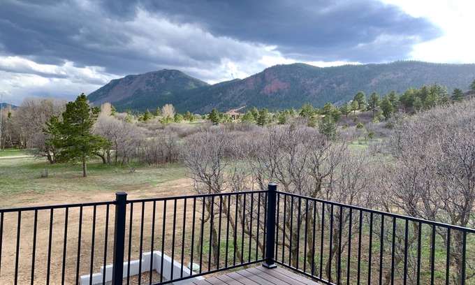 Monument House | Monument- mountain views 15 minutes from USAFA North Gate entrance