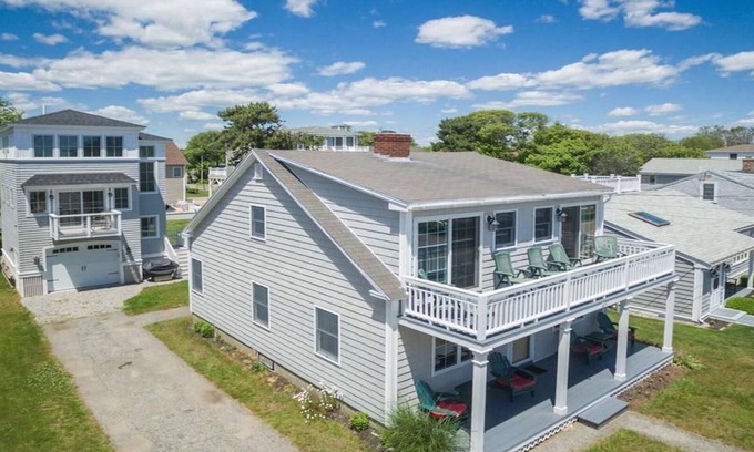 Ogunquit - Wells House | Moody Beach Destination with Ocean Views and Steps from Beach