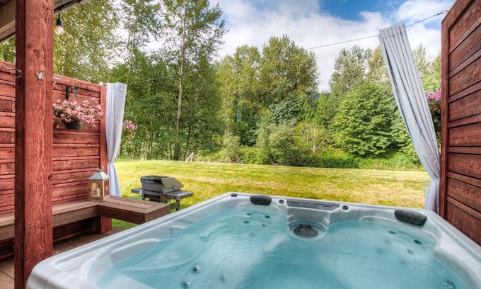 North Bend House | Moon River Suites #1