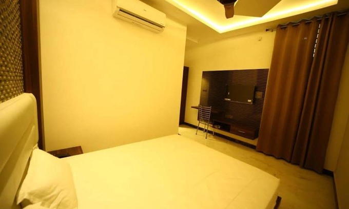 Bulandshahr Hotel | Moonlight Hotel and Restaurant