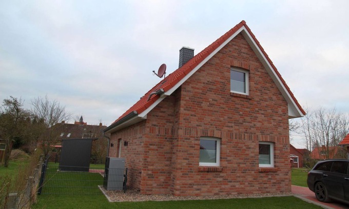 Eilsum House | Moor Huus Auszeit - Brand new 85sqm vacation home with dog permit directly on the