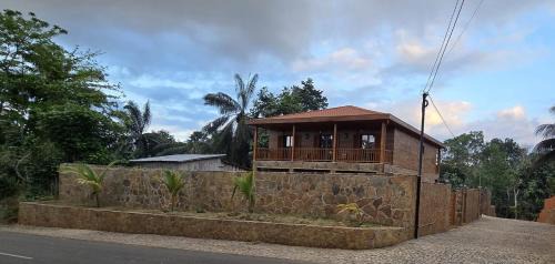 Monte Cafe House | Moradia Pérola da Natureza