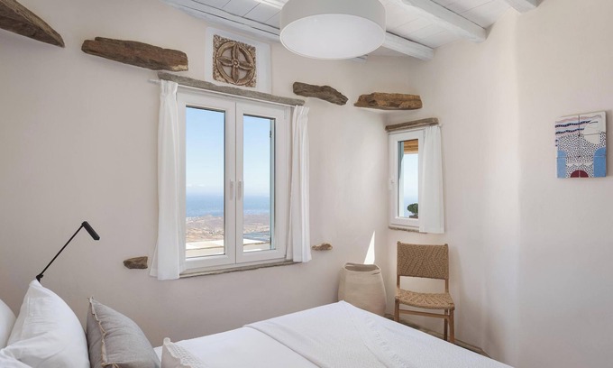 Tinos Town Apartment | Morfes Luxury Apartments