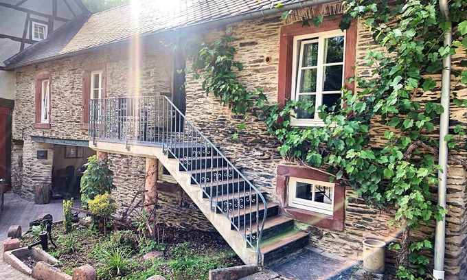 Maring-Noviand House | Mosel Mill Garden Stay