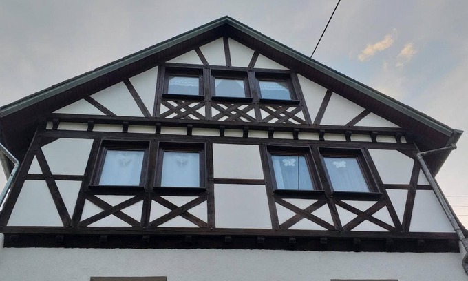 Sankt Aldegund House | Moselina Gastezimmer und Ferienwohnung