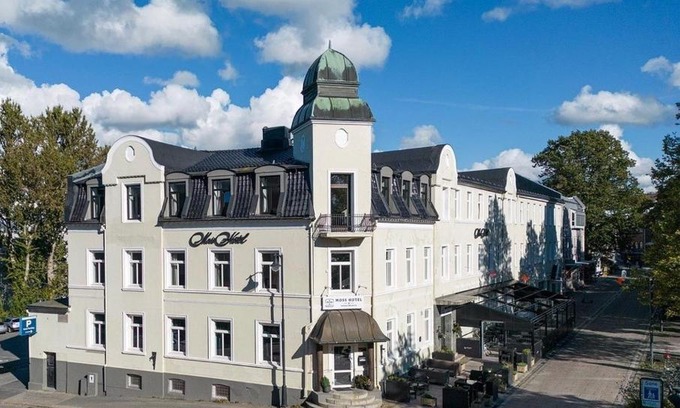 Moss Hotel | Moss Hotel & Apartments