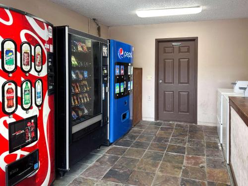 Church Street Hotel | Motel 6 Atlanta GA Atlanta Airport East