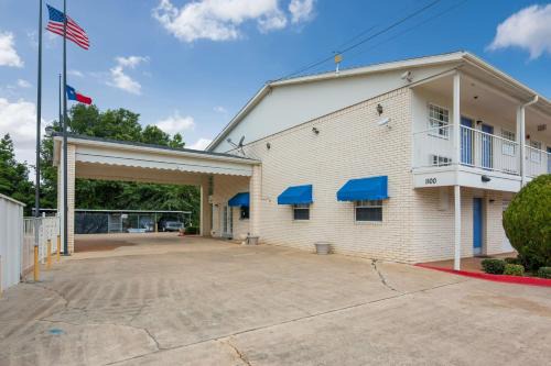 Atlanta Hotel | Motel 6-Atlanta, TX