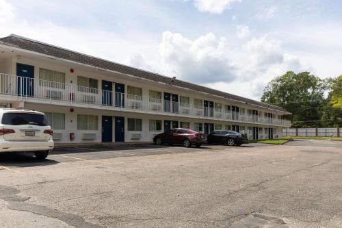 Lufkin Hotel | Motel 6-Lufkin, TX