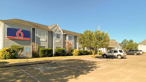 McAlester Hotel | Motel 6 McAlester OK - South