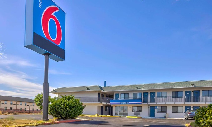 Tucumcari Hotel | Motel 6-Tucumcari, NM