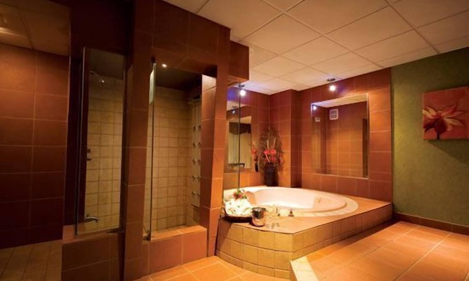 Repentigny Hotel | Motel Capri & Suites