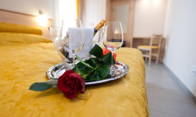 Fratta Polesine Hotel | Motel Karibe