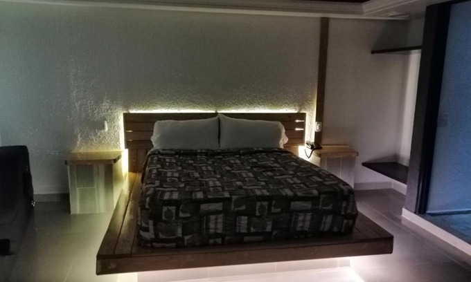 Tlalnepantla de Baz Hotel | MOTEL OASIS mexico