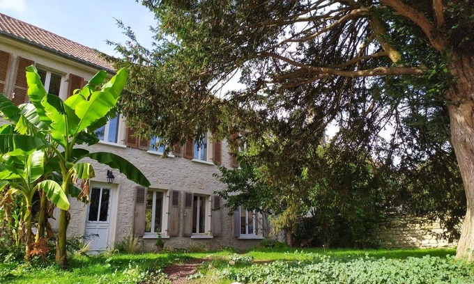 Bray-et-Lu House | Moulin de Pont Ru