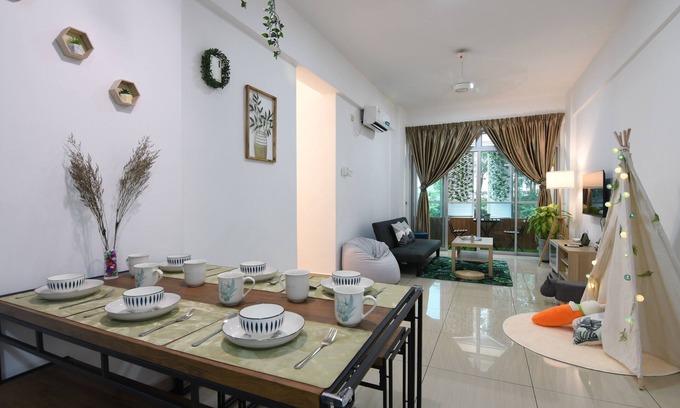Tebrau Apartment | MOUNT AUSTIN MIDORI 8PAX/10 MINIT TO IKEA TEBRAU AND AEON TEBRAU/25MINIT TO CIQ