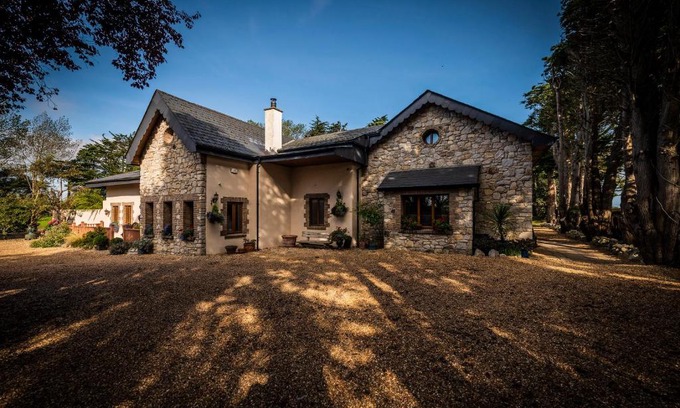 Swords House | MOUNT BARKER