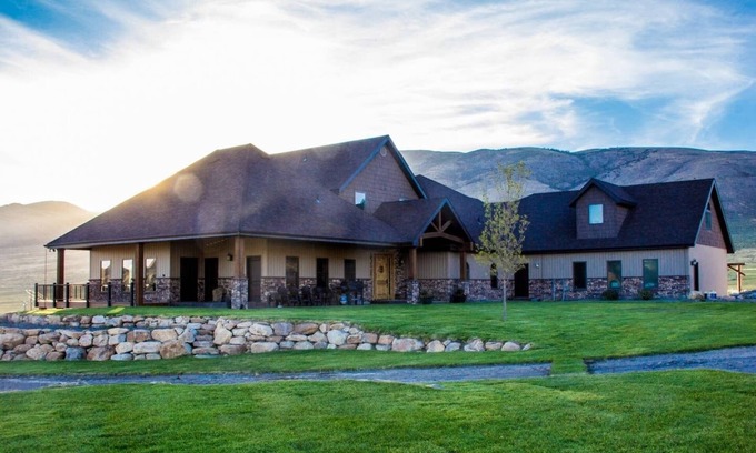 Elba House | Mountain Air Retreat