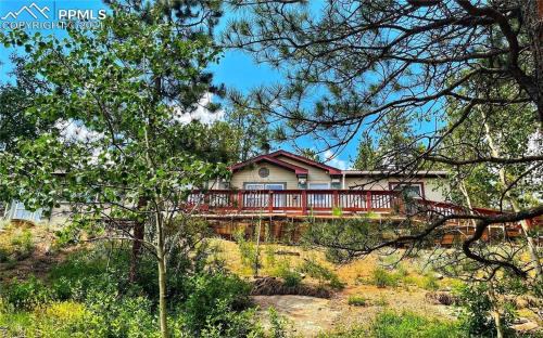 Divide House | Mountain Cabin Retreat