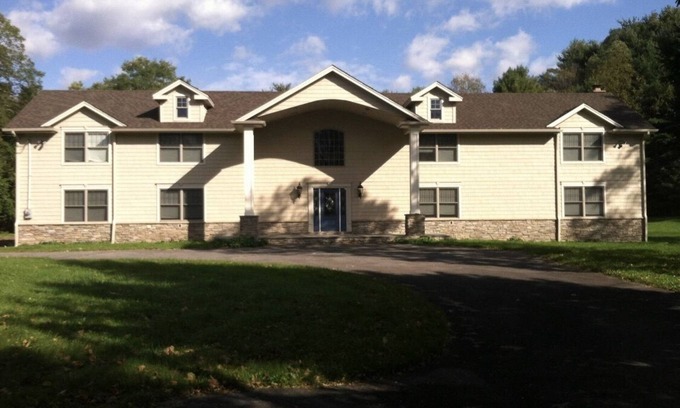 Oak Hill House | Mountain Creek Retreat East Durham, NY