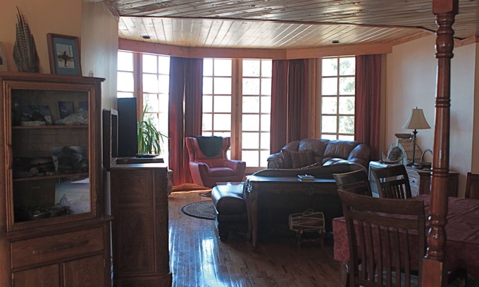 Talkeetna House | Mountain House - Out of the Wild Guesthouses