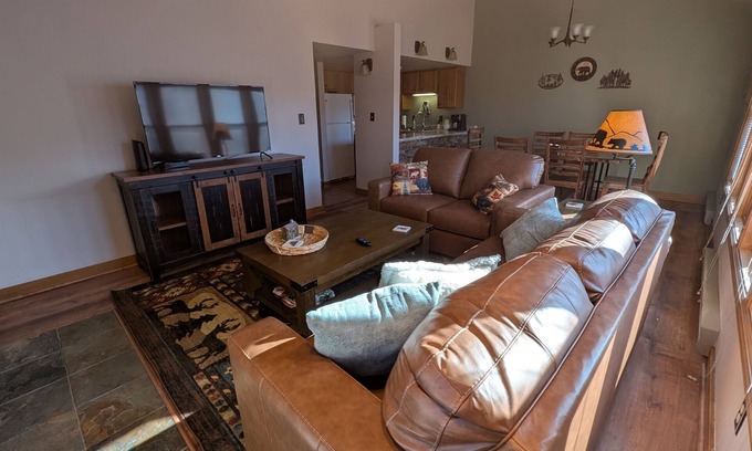 Durango Condo | Mountain House Retreat | Pool | Hot Tub