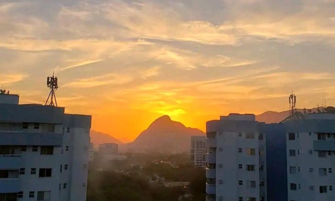 Jacarepagua Apartment | Mountain, lake and pool view apartment
