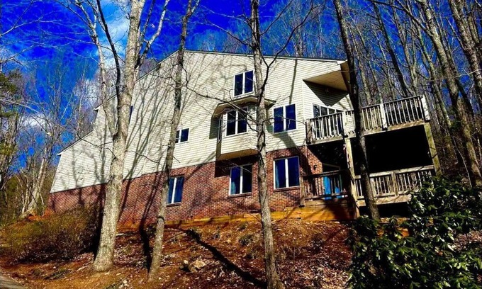Candler House | Mountain Melody: LUX Ashville Mtn Home | Hot Tub