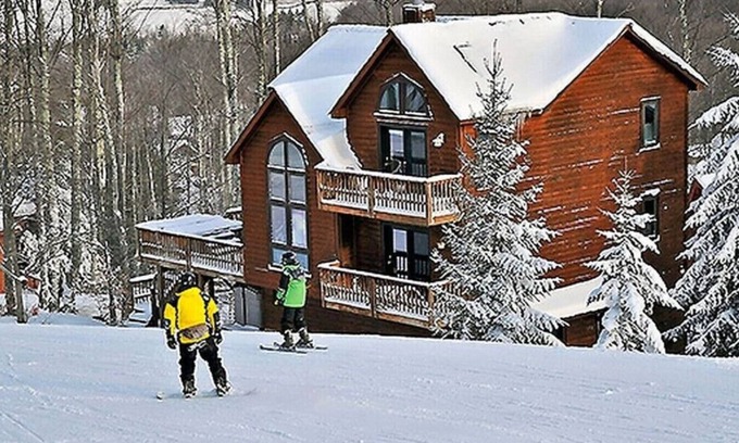 Northface House | Mountain Near - Right beside Salamander ski trail in Timberline, game room & hot tub