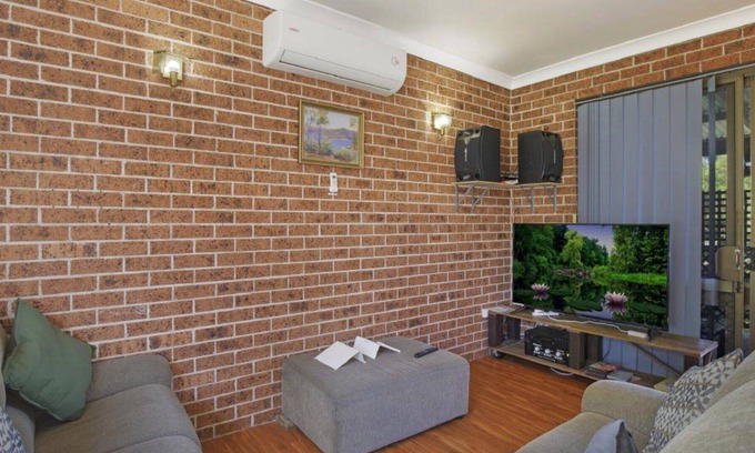 Gloucester House | Mountain Retreat Gloucester