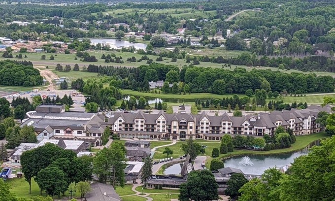 Boyne Falls Condo | Mountain Run at Boyne™ - 1 Bedroom