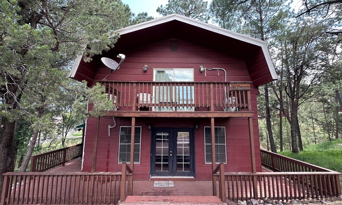 Ruidoso Downs Cabin | Mountain Serenity 3-bedroom cabin with breathtaking views