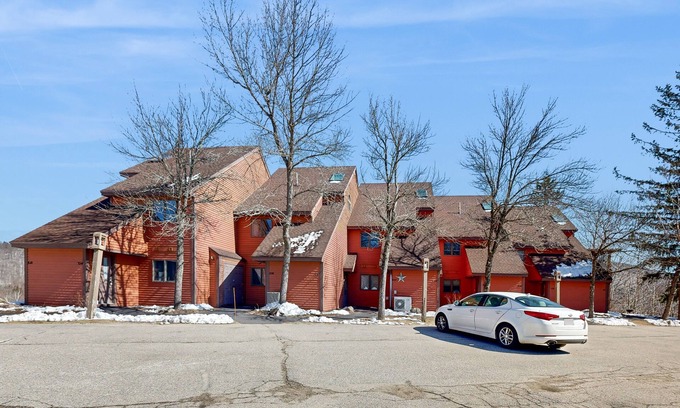 Jackson Condo | Mountain stunner with pools, hot tub, tennis, grilling area, & game tables