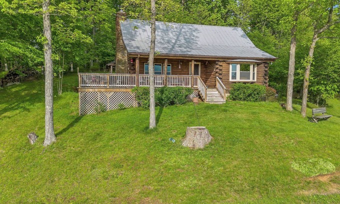 Lansing Cabin | Mountain Top Cabin! Hot tub + Fireplace + Dog Friendly
