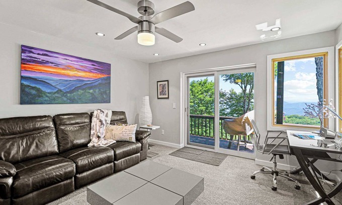 Beech Mountain Condo | Mountain View Condo in Beech Therapy