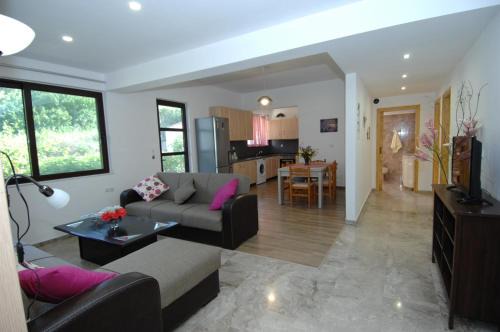 Salakos House | Mountain view Holiday in Salakos, Rhodes