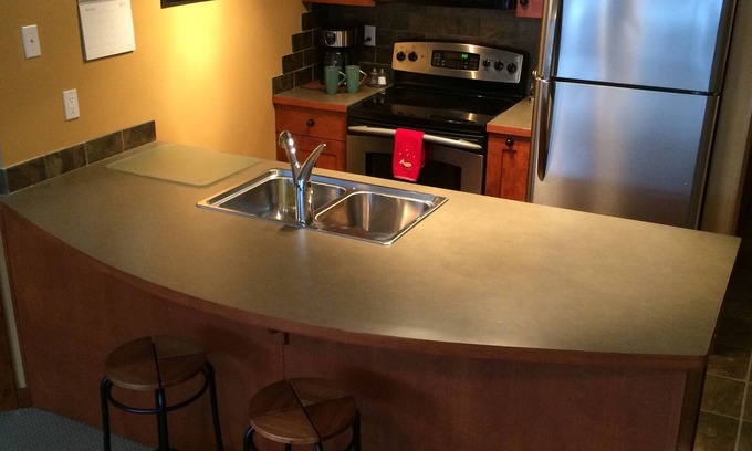 East Kootenay Condo | Mountainside Condo At Fernie Alpine Resort