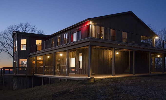 Lerona House | Mountaintop 7 Bedroom Home - Small/Micro Weddings, Family and Friend Stays