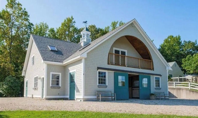 Maple Hill House | Mountaintop Horse Farm with Heated Pool