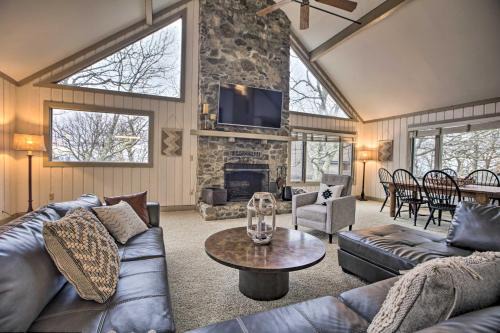 Nellysford House | Mountaintop Wintergreen Resort Home with Deck, Views