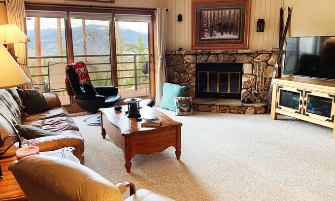 Wildernest Condo | MountainView Condo – 2BR/2BA with Stunning Views and Amazing Amenities!
