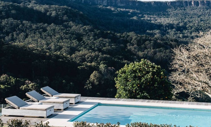 Woodhill House | Mountfield by Contemporary Hotels