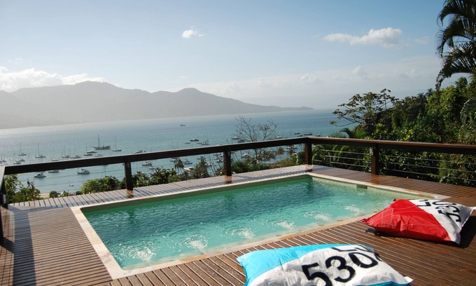 Saco da Capela House | Movie and Luxury House, Next Beach & Center